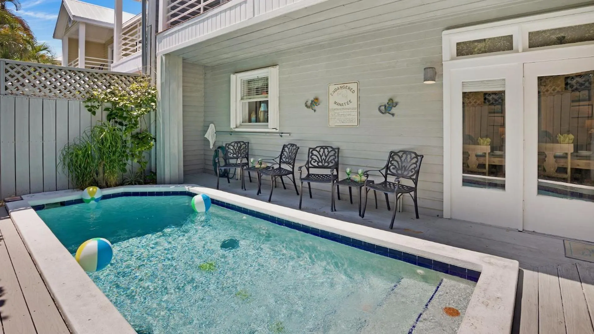 Americana Tropicale By Last Key Realty Key West United States