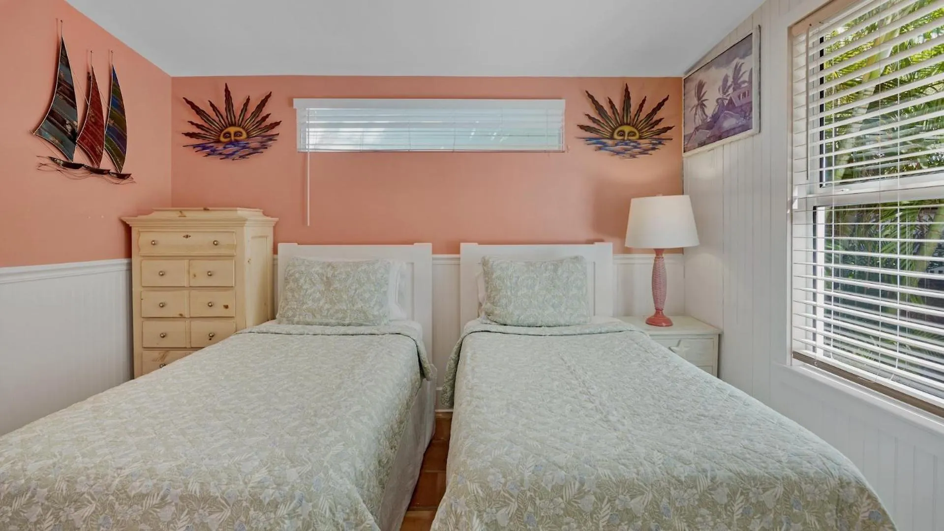 Americana Tropicale By Last Key Realty Key West